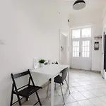 Modern Stay With Desk & Monitor, Tv